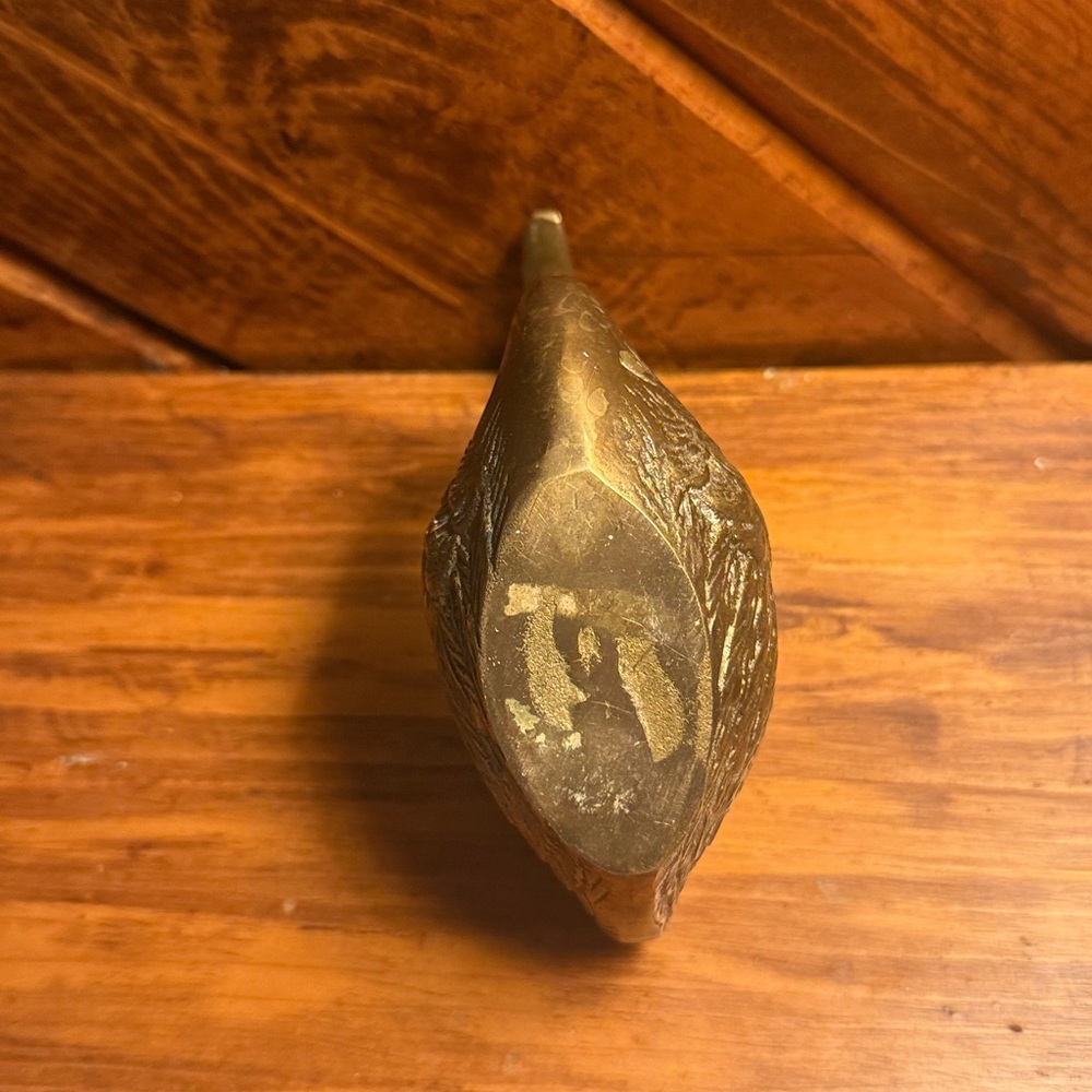 Brass Swan Trinket Holder - Picture 2 of 3